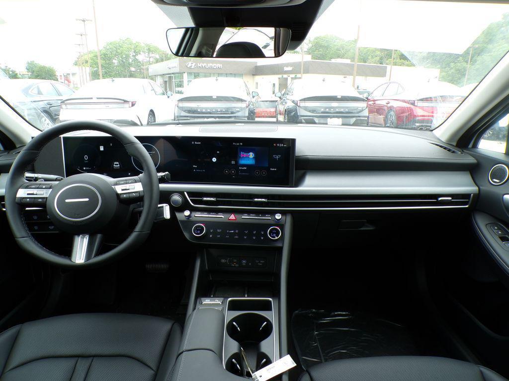 new 2025 Hyundai Sonata Hybrid car, priced at $37,421