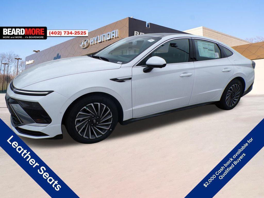 new 2025 Hyundai Sonata Hybrid car, priced at $36,921