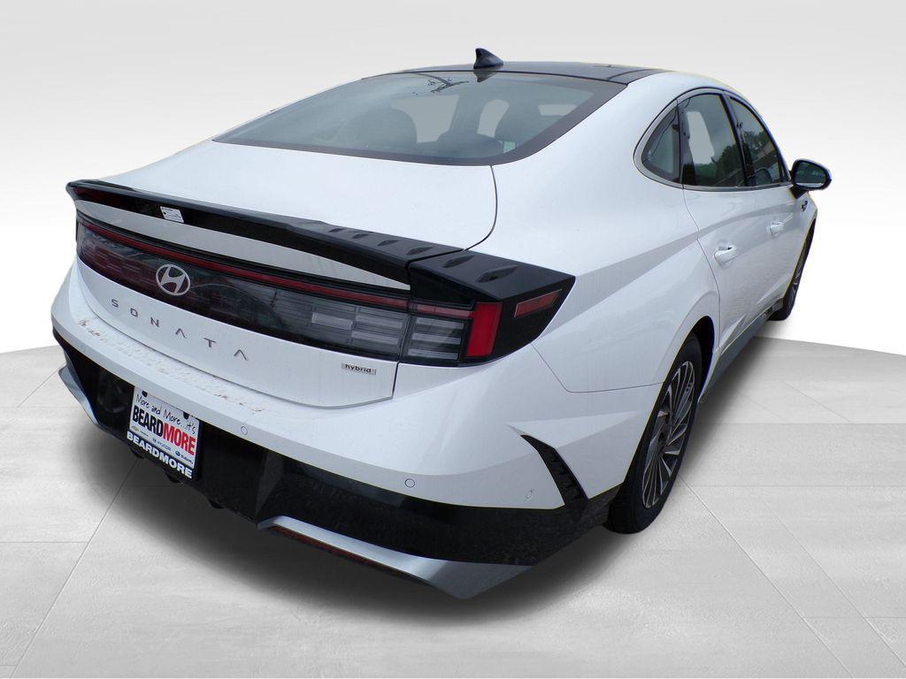 new 2025 Hyundai Sonata Hybrid car, priced at $37,421