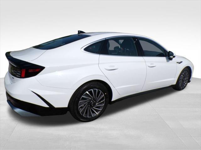 new 2025 Hyundai Sonata Hybrid car, priced at $31,389