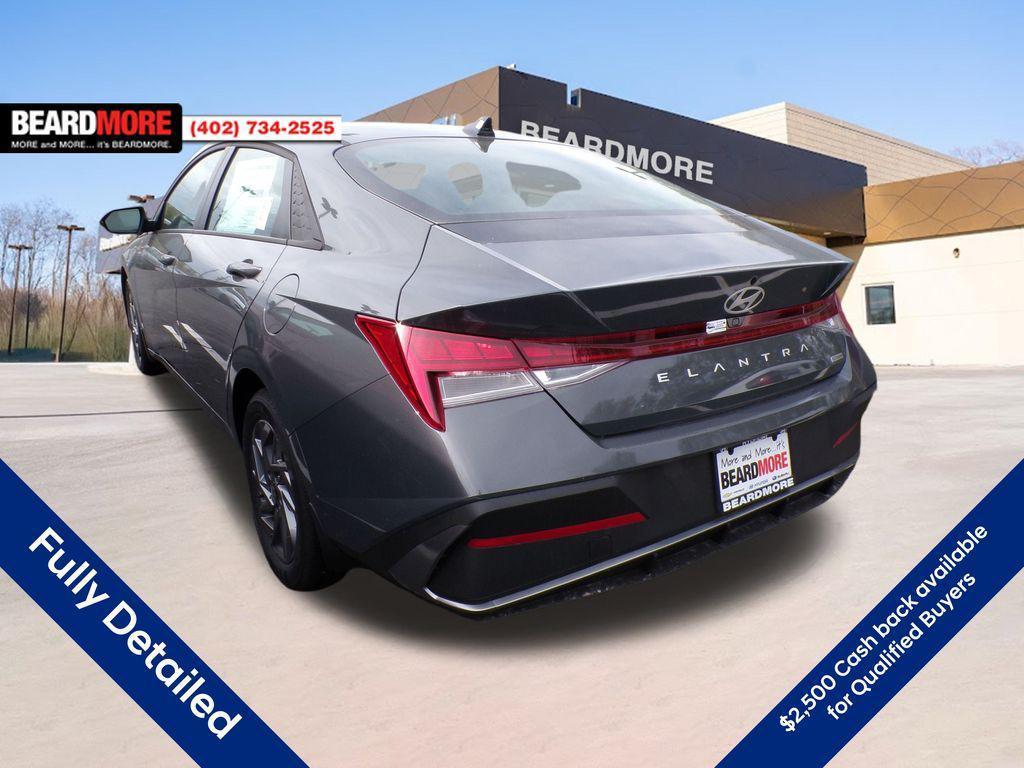 new 2025 Hyundai ELANTRA HEV car, priced at $23,199