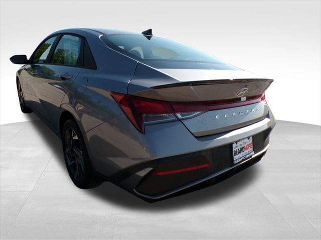 new 2025 Hyundai Elantra car, priced at $22,756