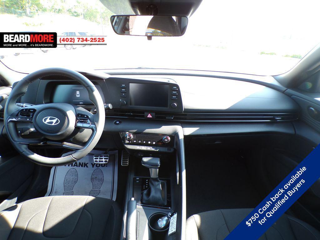new 2025 Hyundai Elantra car, priced at $22,256
