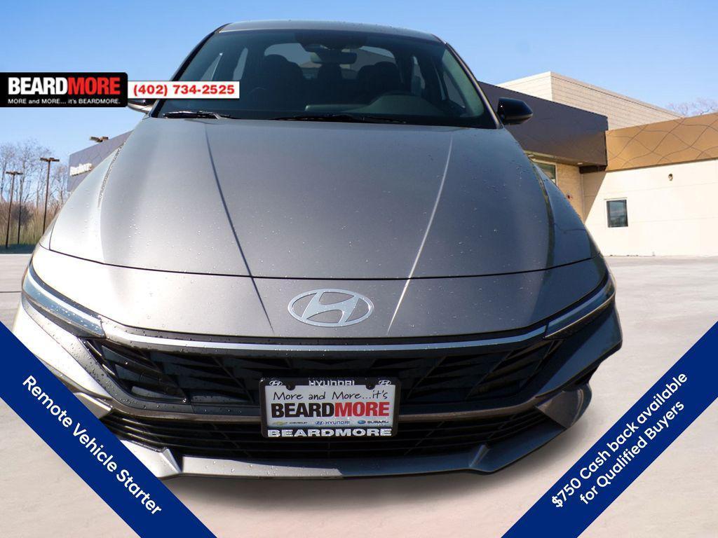 new 2025 Hyundai Elantra car, priced at $22,256