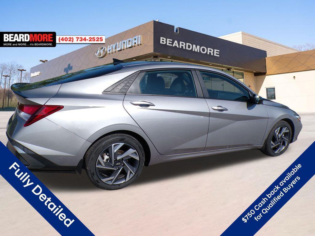 new 2025 Hyundai Elantra car, priced at $22,256