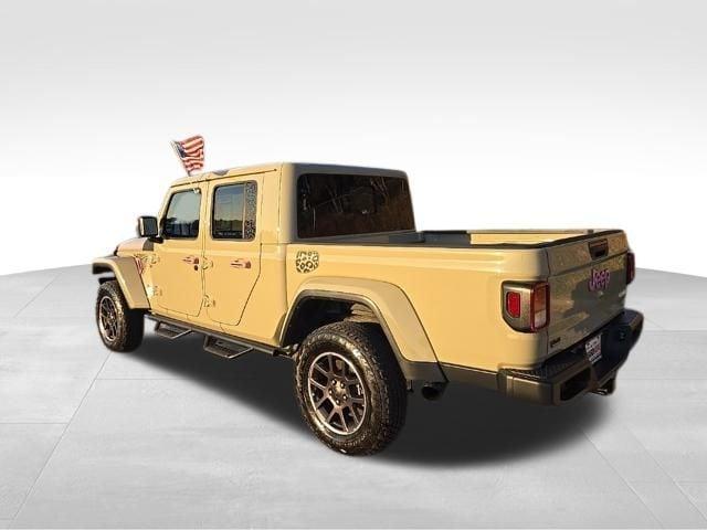 used 2022 Jeep Gladiator car, priced at $35,977