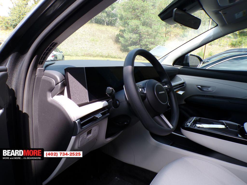 new 2025 Hyundai TUCSON Hybrid car, priced at $32,723