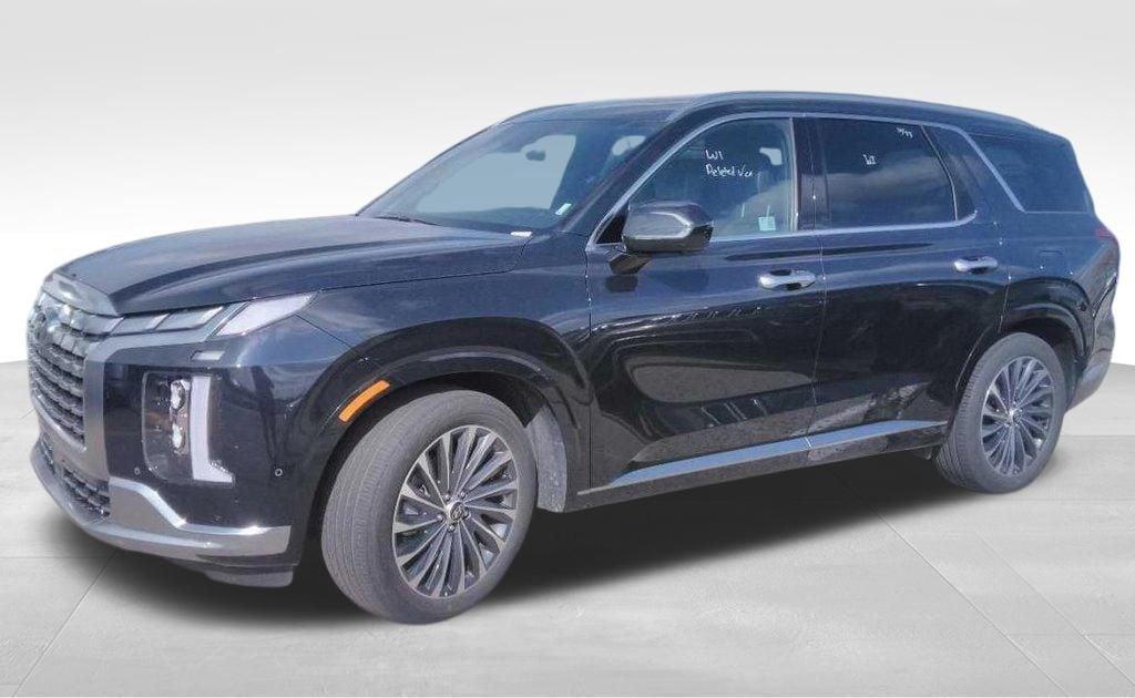 used 2024 Hyundai Palisade car, priced at $43,289