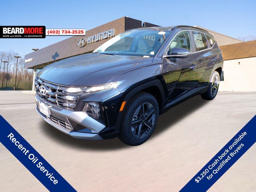 new 2025 Hyundai TUCSON Hybrid car, priced at $33,776