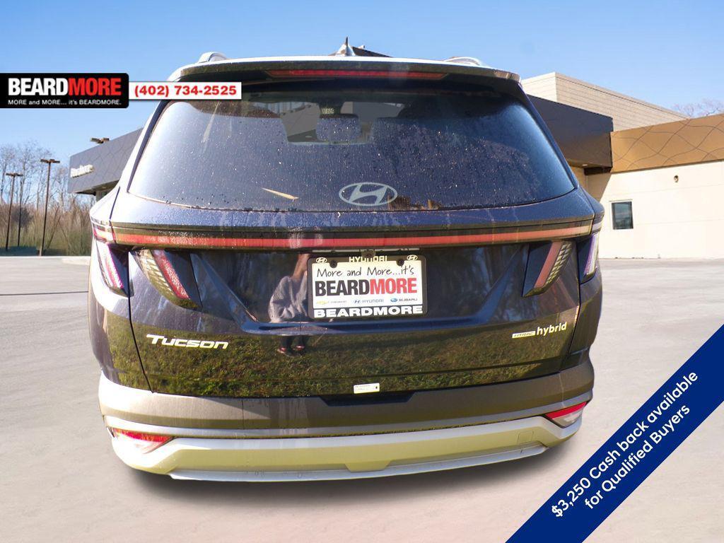 new 2025 Hyundai TUCSON Hybrid car, priced at $33,776