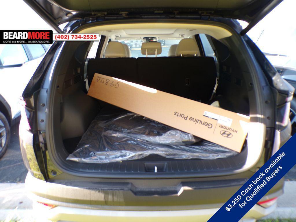 new 2025 Hyundai TUCSON Hybrid car, priced at $33,776