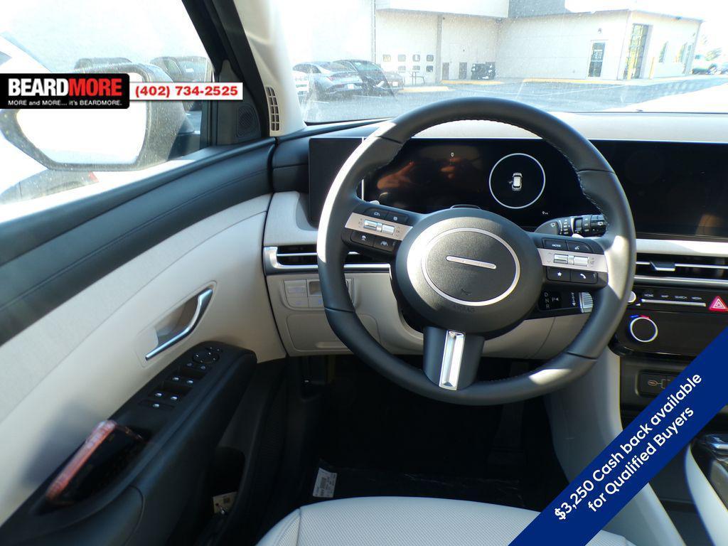 new 2025 Hyundai TUCSON Hybrid car, priced at $33,776