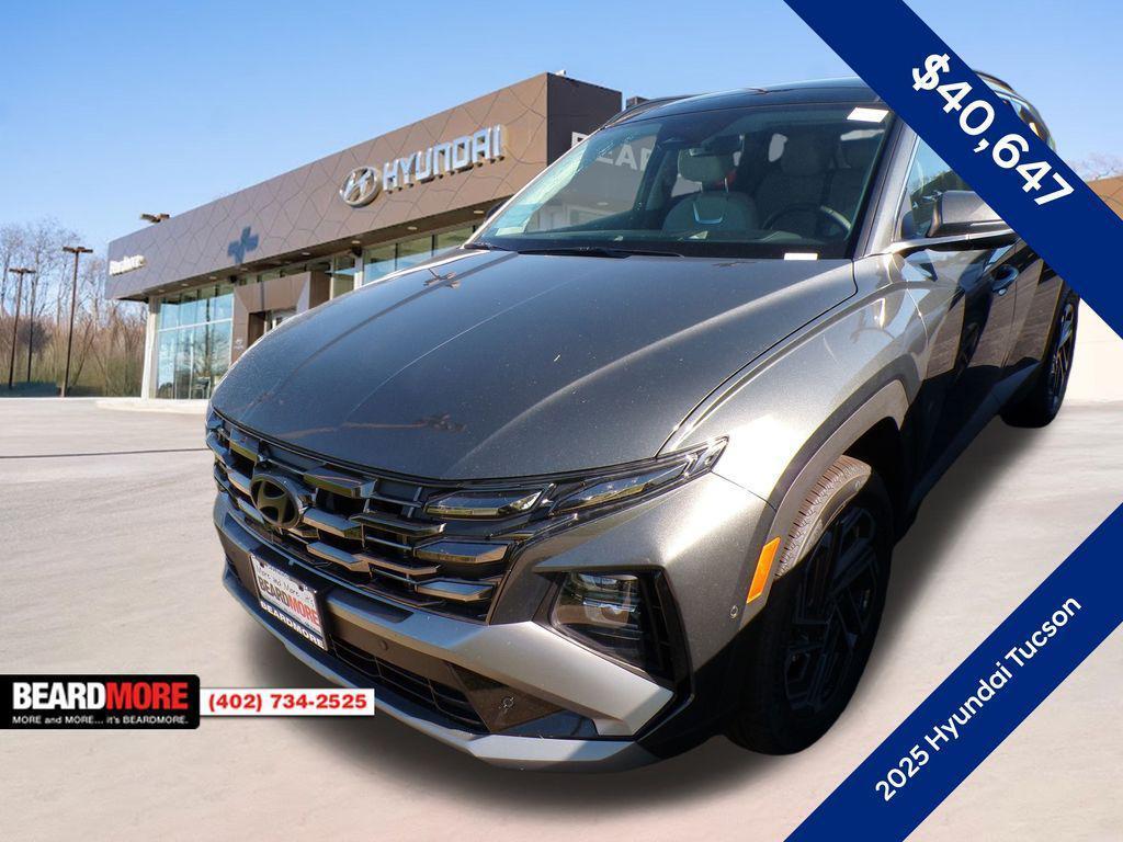 new 2025 Hyundai TUCSON Hybrid car, priced at $39,647