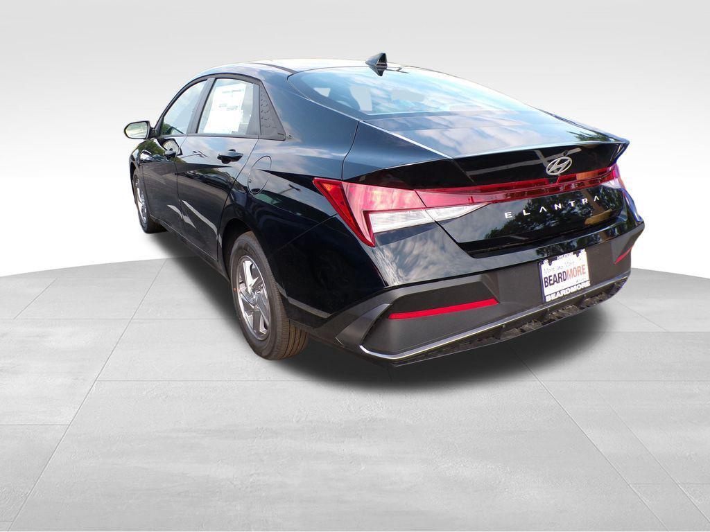 new 2025 Hyundai Elantra car, priced at $22,798