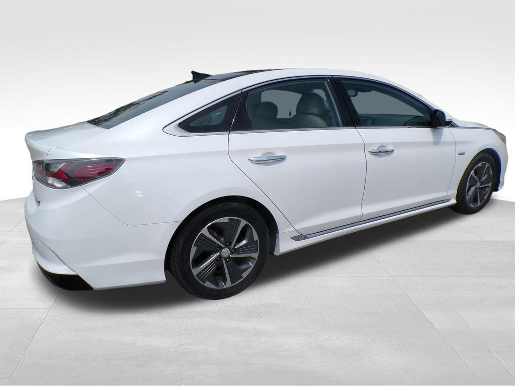 used 2018 Hyundai Sonata Hybrid car, priced at $19,285
