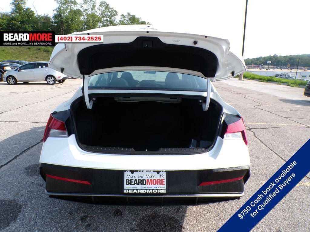 new 2025 Hyundai Elantra car, priced at $21,807