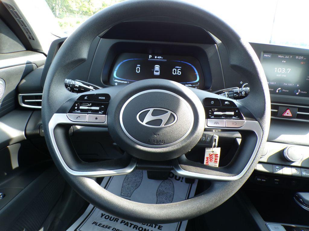 new 2025 Hyundai Elantra car, priced at $22,307