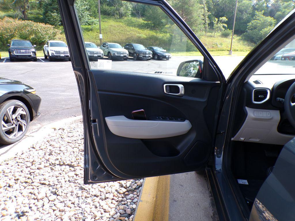 new 2025 Hyundai Venue car, priced at $23,649