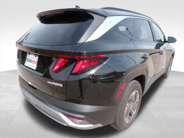 new 2025 Hyundai TUCSON Hybrid car, priced at $33,130