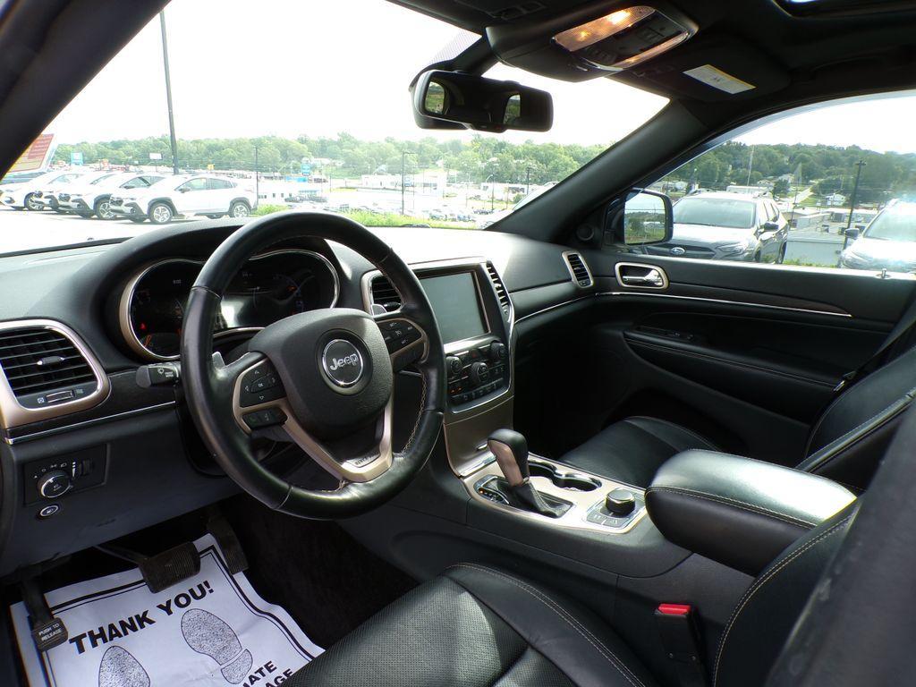 used 2016 Jeep Grand Cherokee car, priced at $14,869