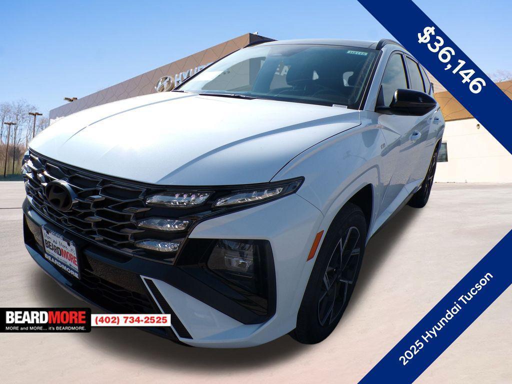 new 2025 Hyundai TUCSON Hybrid car, priced at $36,146