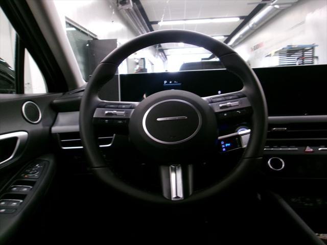 new 2025 Hyundai Sonata Hybrid car, priced at $31,270