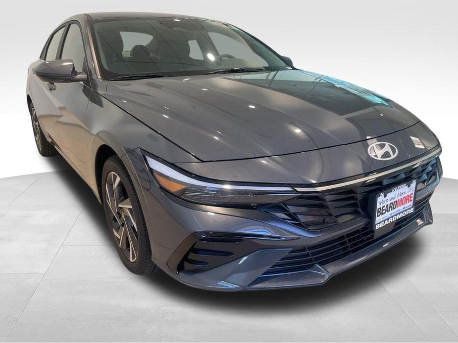 new 2024 Hyundai Elantra car, priced at $25,224