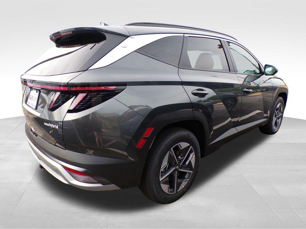 new 2025 Hyundai TUCSON Hybrid car, priced at $36,443