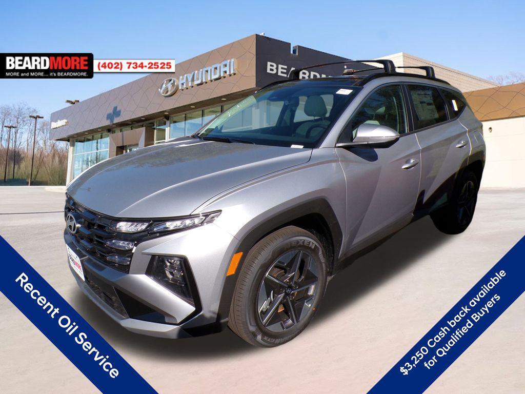 new 2025 Hyundai TUCSON Hybrid car, priced at $33,673