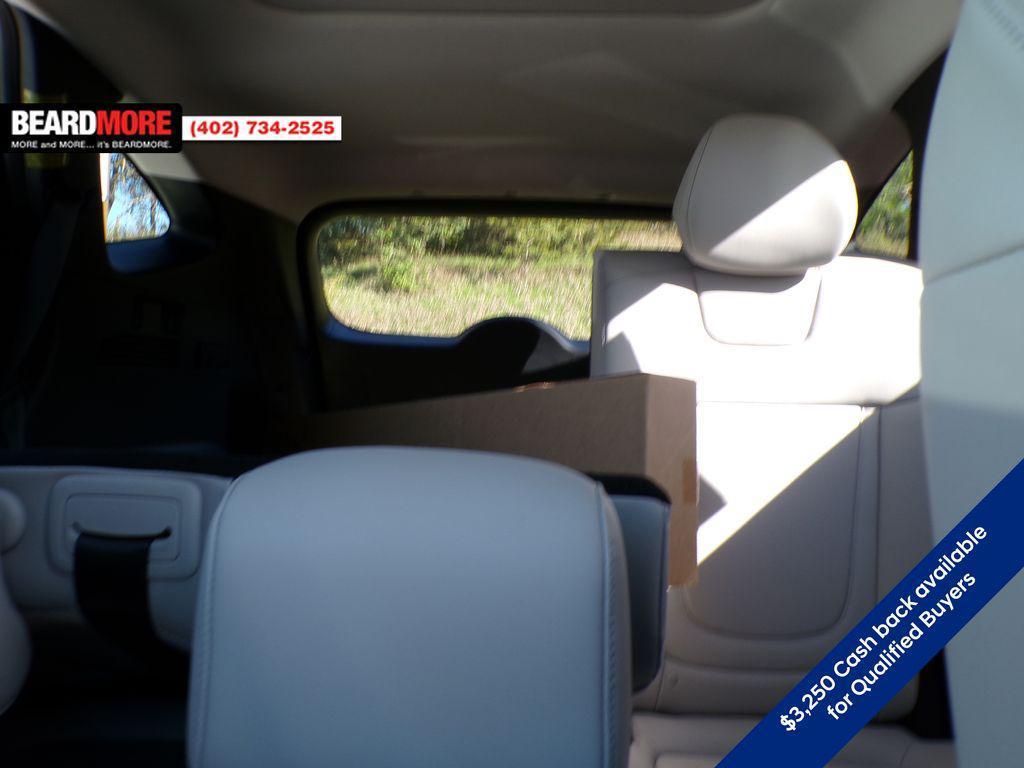 new 2025 Hyundai TUCSON Hybrid car, priced at $33,673