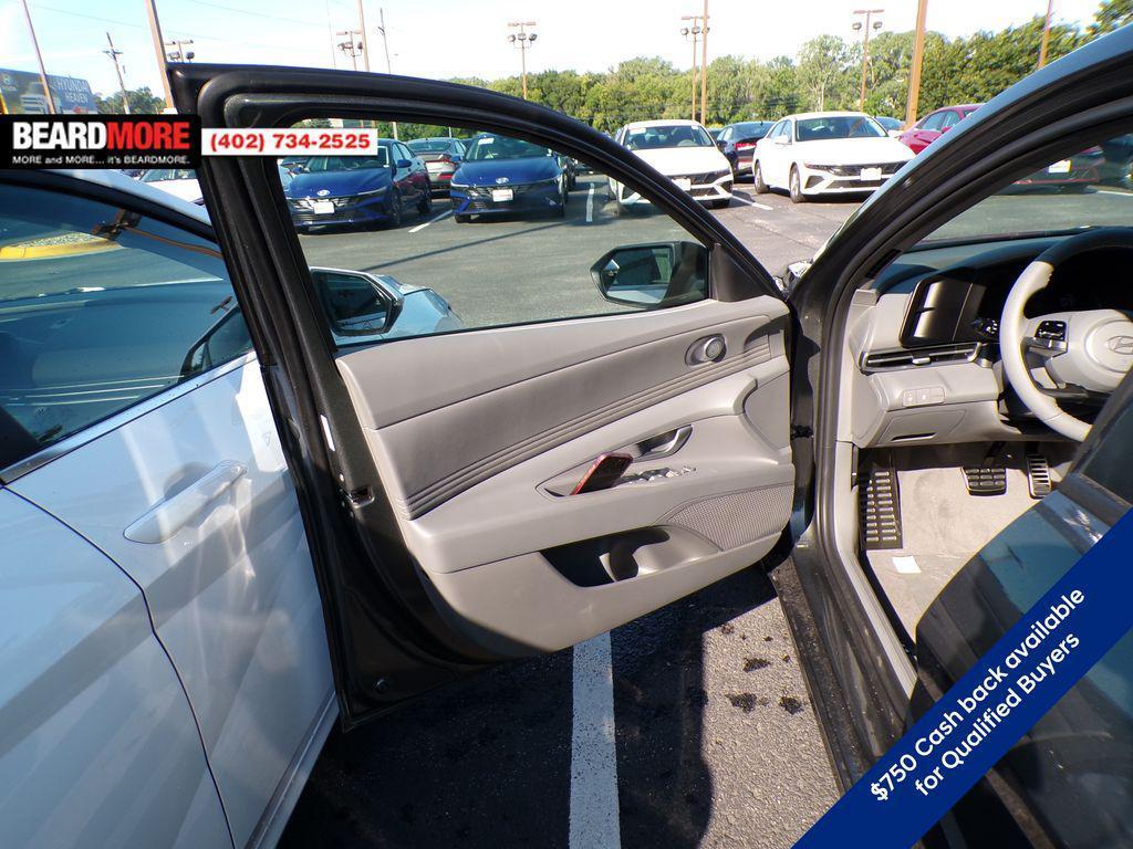 new 2025 Hyundai Elantra car, priced at $23,620
