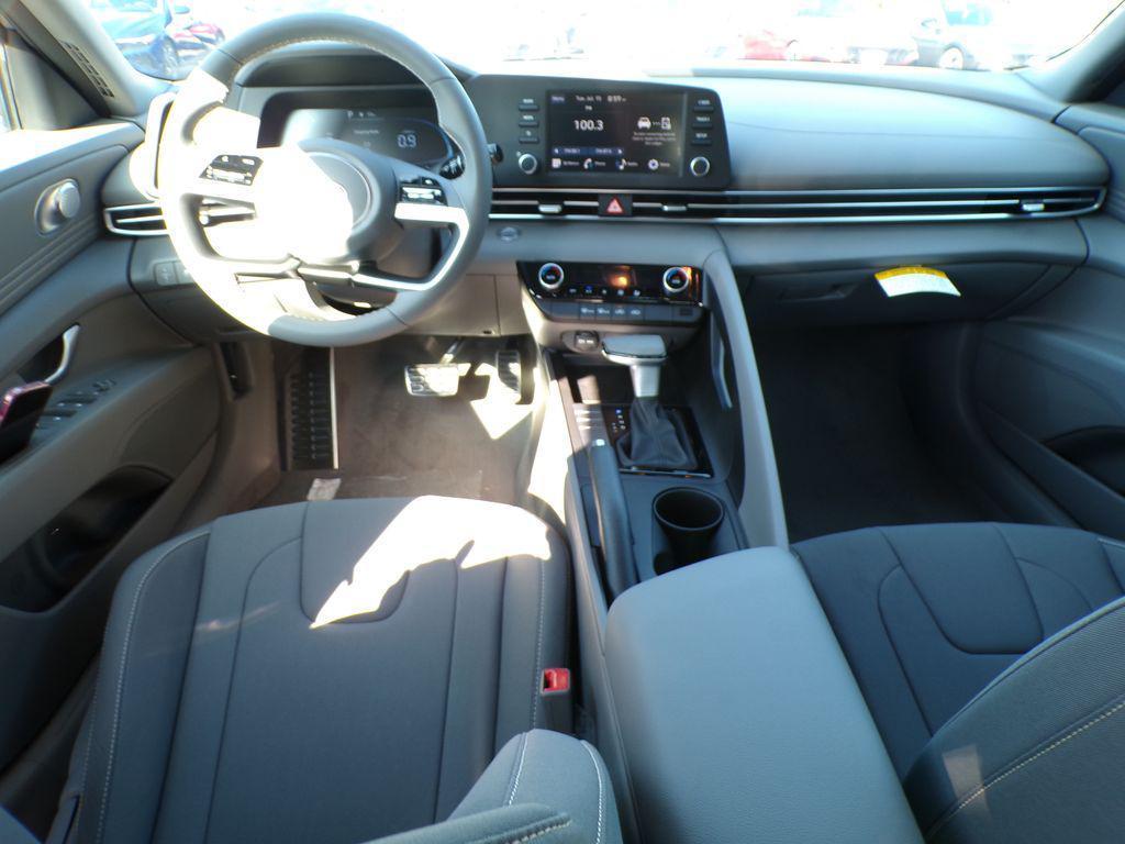 new 2025 Hyundai Elantra car, priced at $23,120