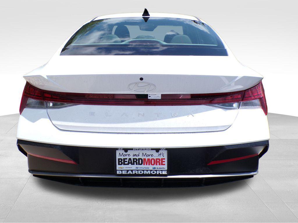 new 2025 Hyundai Elantra car, priced at $25,961