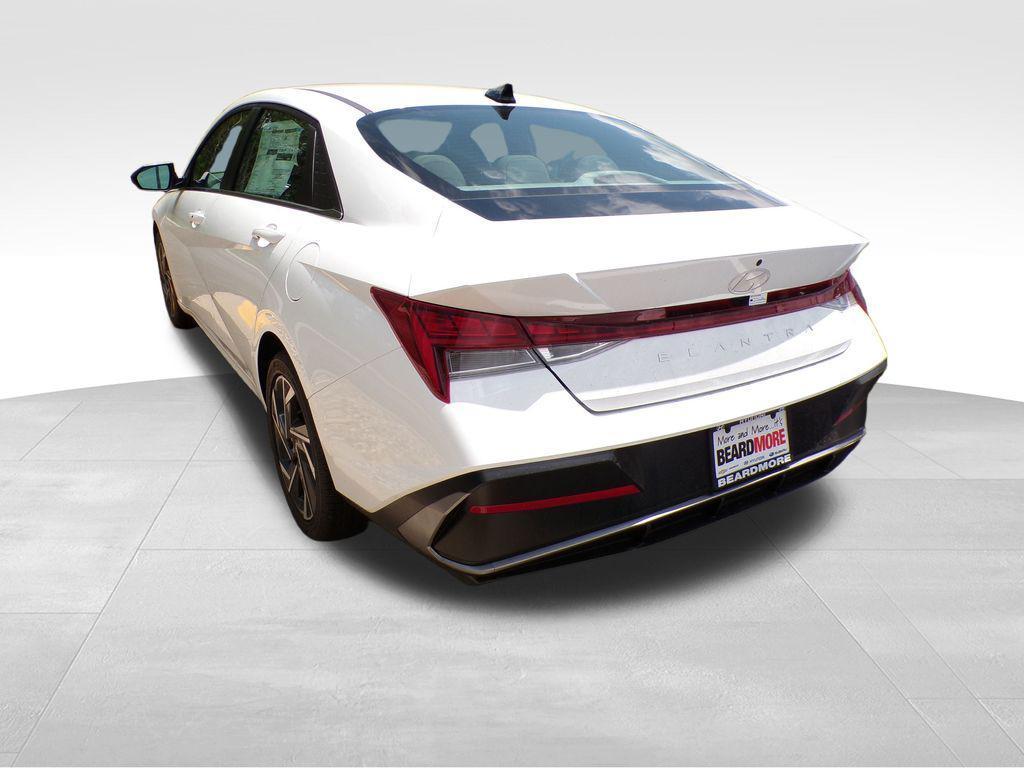 new 2025 Hyundai Elantra car, priced at $25,961