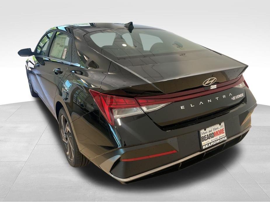 new 2024 Hyundai Elantra car, priced at $25,287