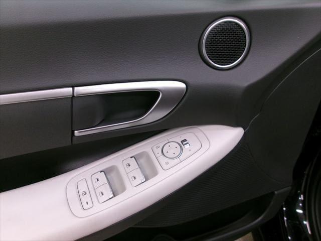 new 2025 Hyundai Sonata car, priced at $25,984