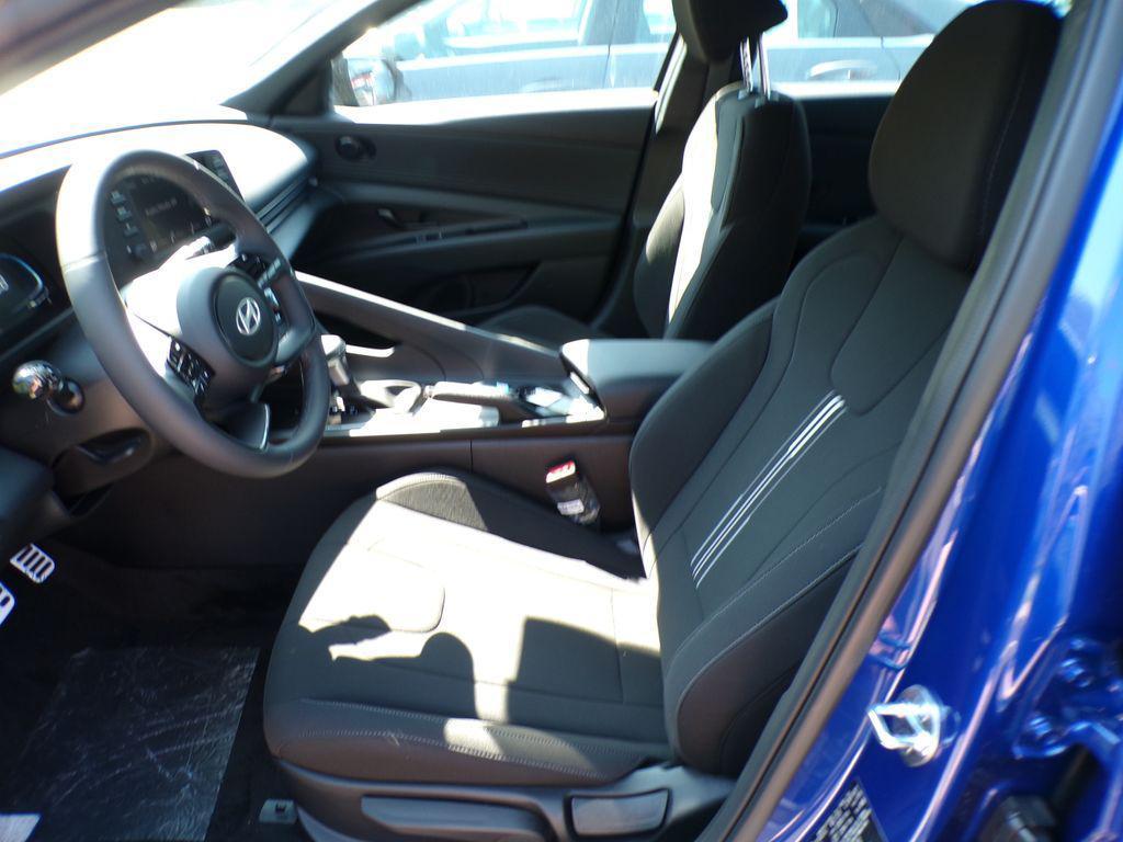 new 2025 Hyundai Elantra car, priced at $23,113