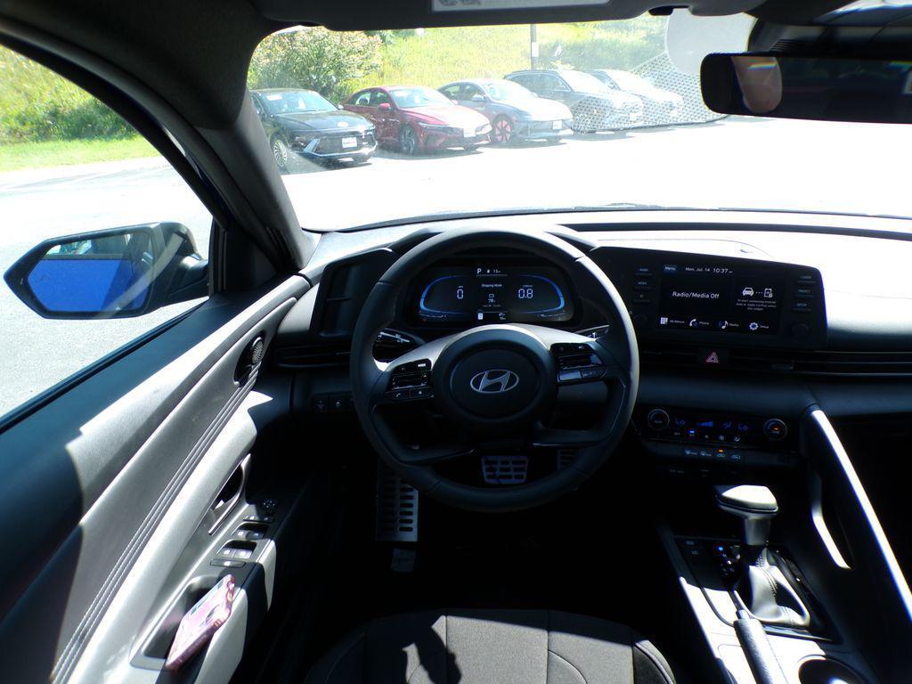 new 2025 Hyundai Elantra car, priced at $23,113