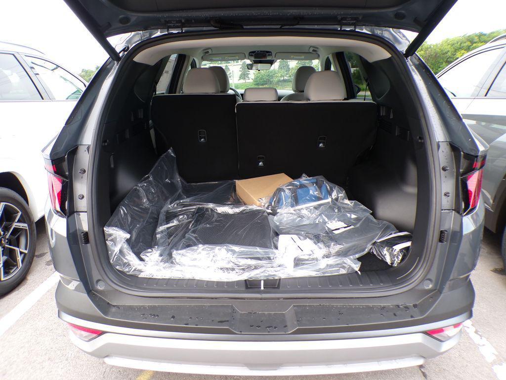 new 2025 Hyundai Tucson car, priced at $31,481