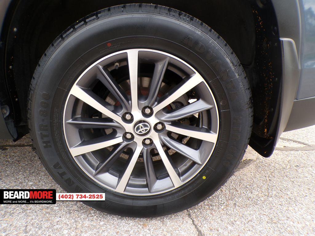 used 2017 Toyota Highlander car, priced at $22,785