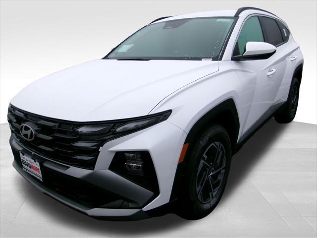 new 2025 Hyundai TUCSON Hybrid car, priced at $33,581