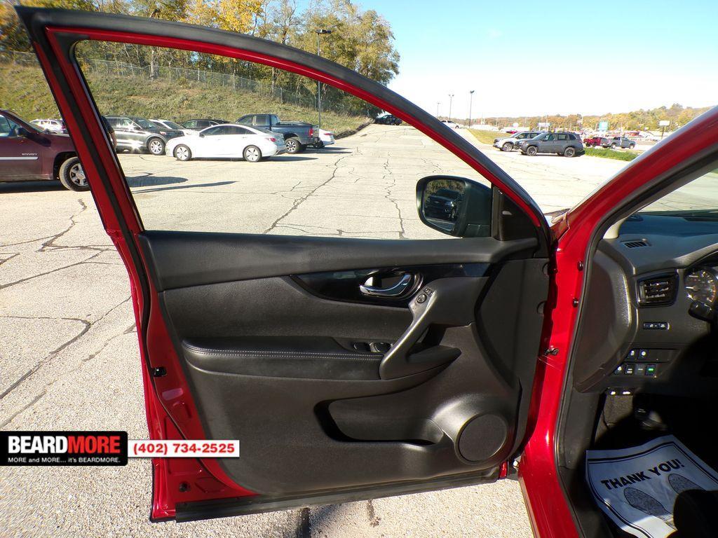 used 2020 Nissan Rogue Sport car, priced at $17,156