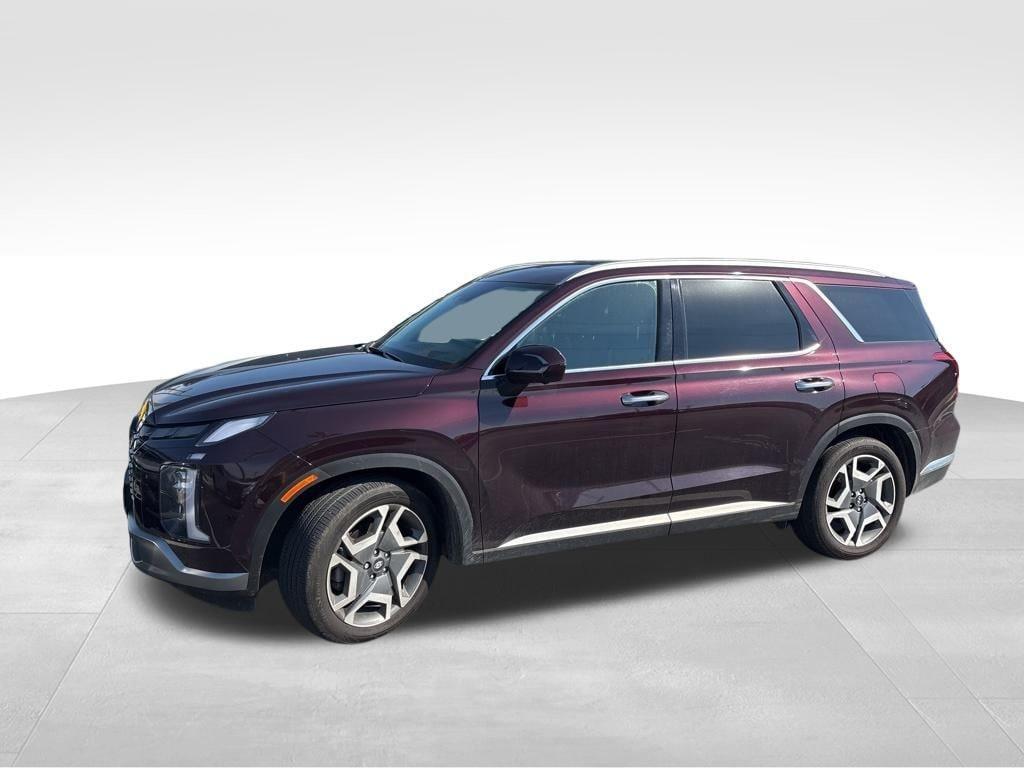 used 2024 Hyundai Palisade car, priced at $40,853