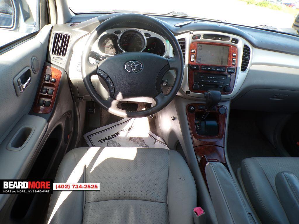 used 2006 Toyota Highlander Hybrid car, priced at $5,977