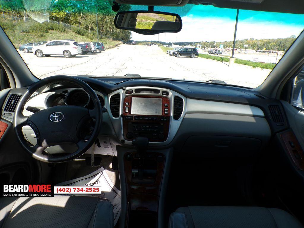 used 2006 Toyota Highlander Hybrid car, priced at $5,977