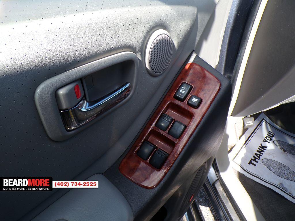 used 2006 Toyota Highlander Hybrid car, priced at $5,977