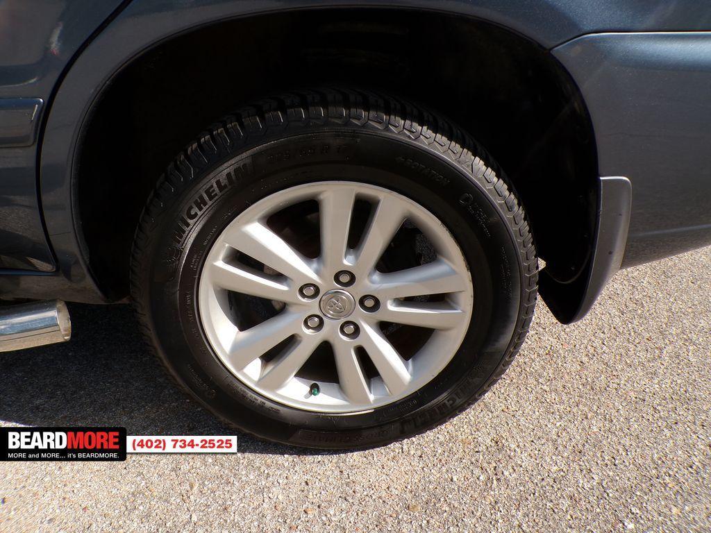 used 2006 Toyota Highlander Hybrid car, priced at $5,977