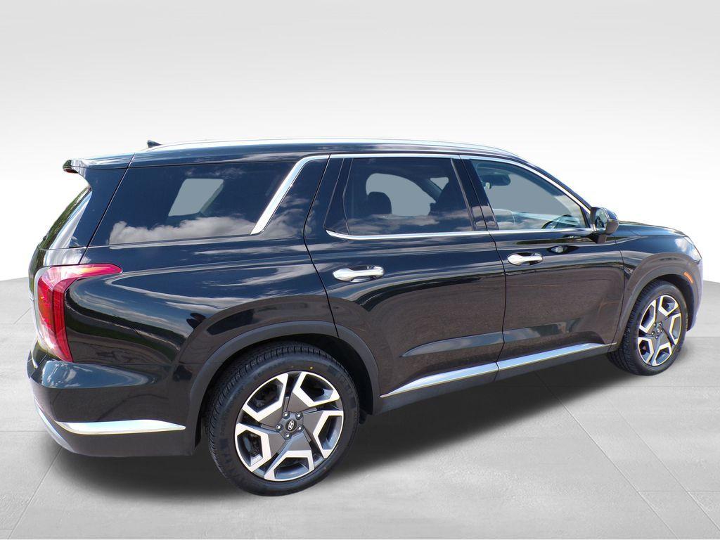used 2023 Hyundai Palisade car, priced at $37,236