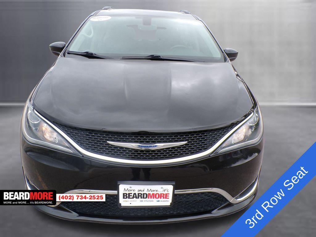 used 2019 Chrysler Pacifica car, priced at $19,234