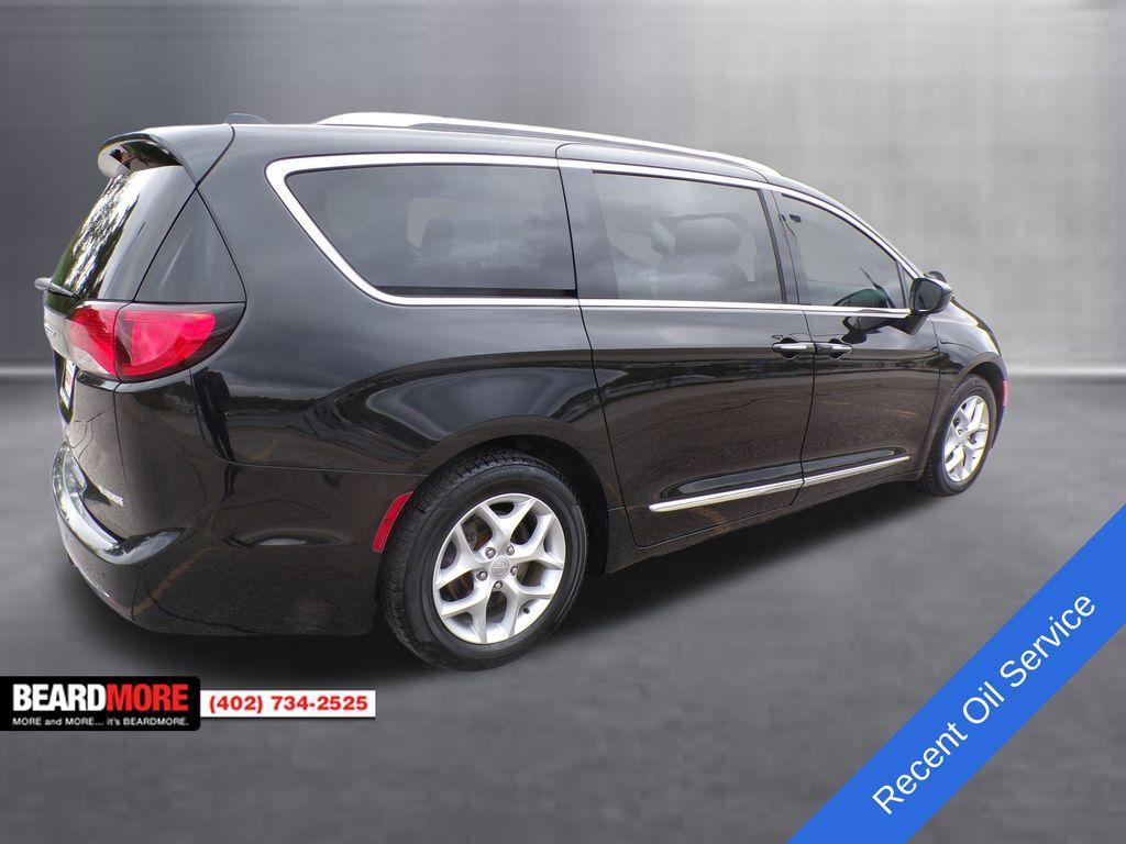 used 2019 Chrysler Pacifica car, priced at $19,234
